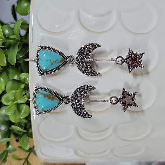 🔥LAST PAIR🔥 Country Sky Turquoise Star Drop Earrings - Picture 5 of 6